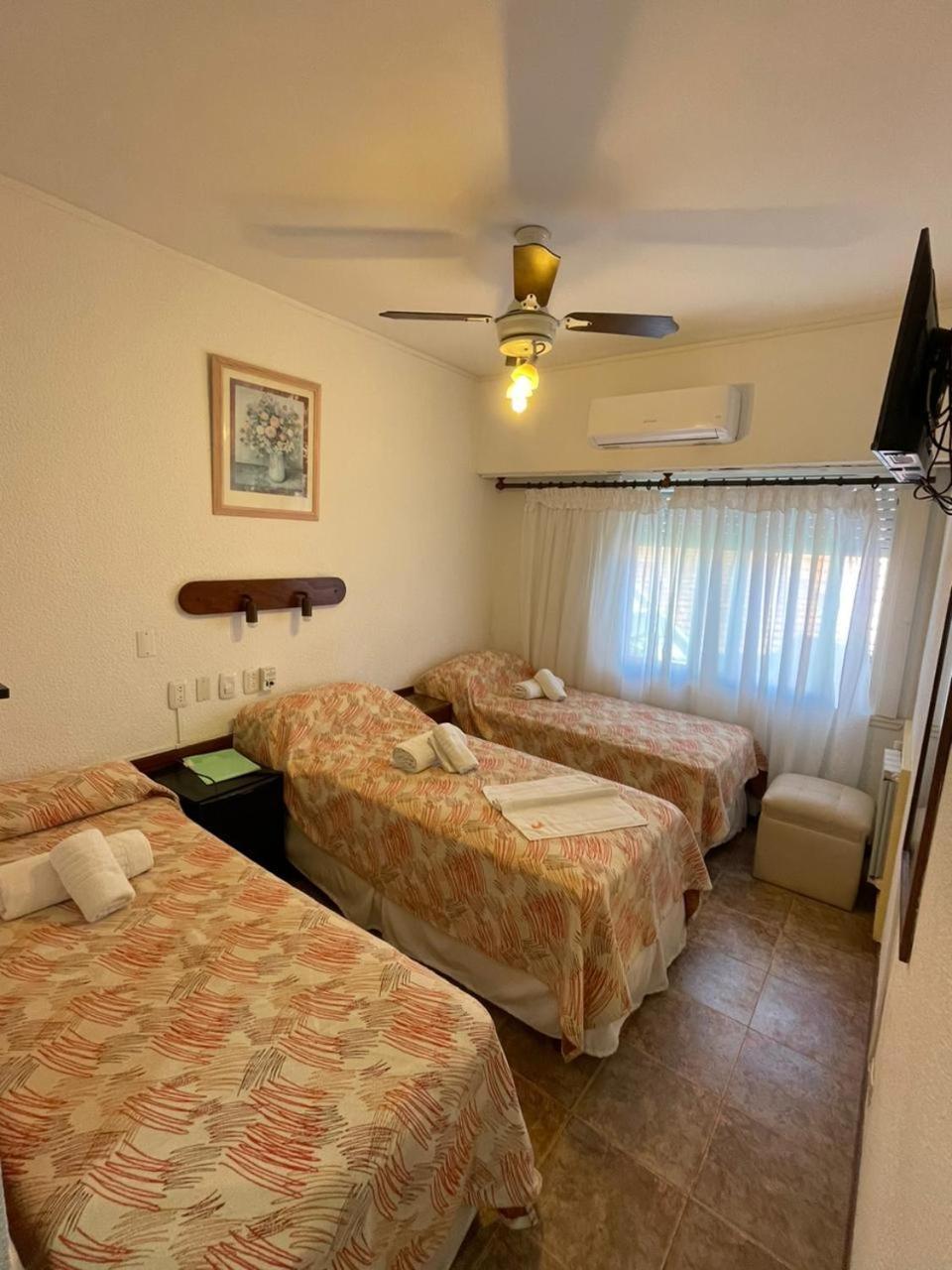 Lugra Hotel Miramar  Eksteriør billede